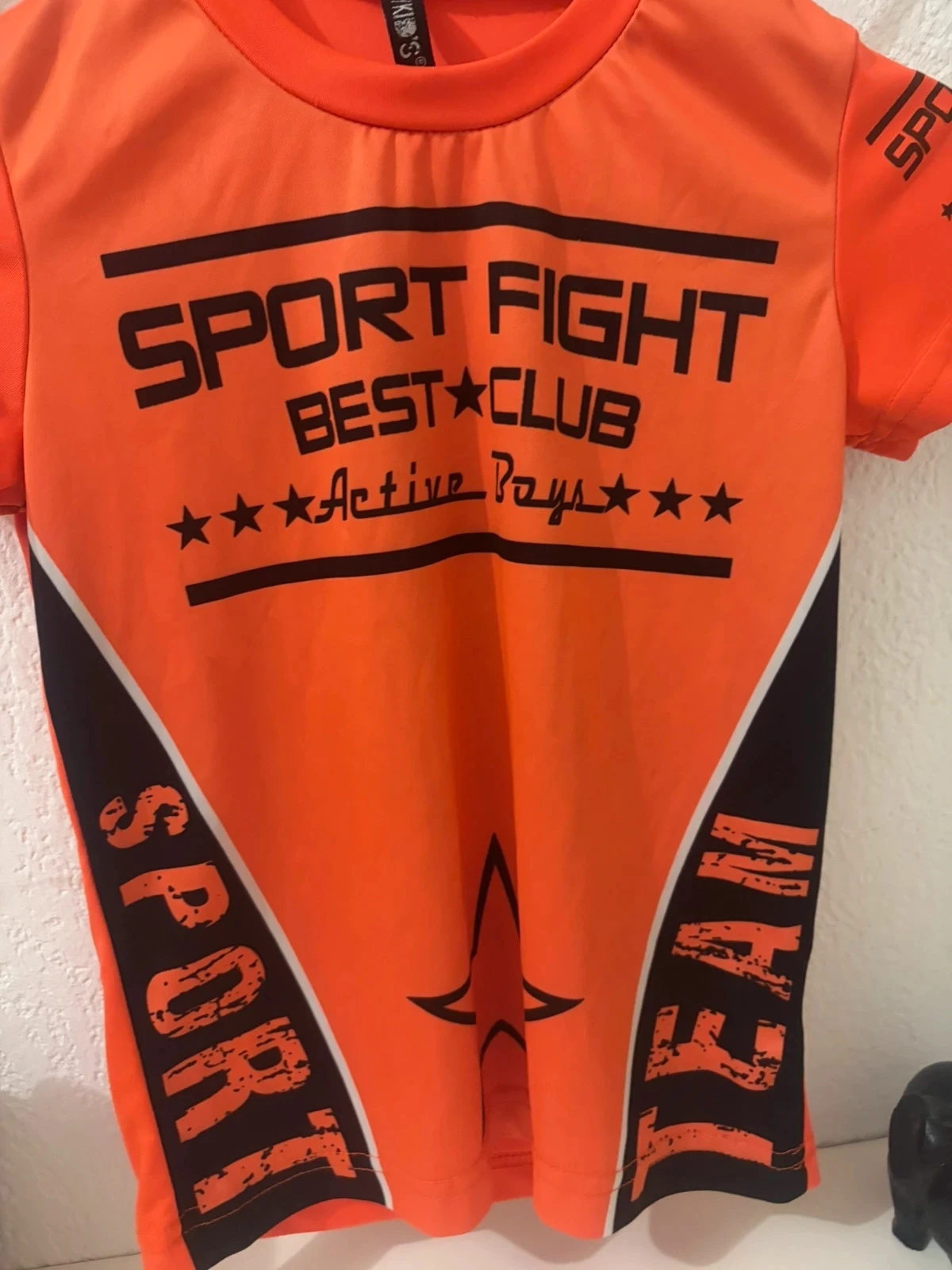 🔵 Camiseta técnica de esporte laranja vivo Dany Kids Sport Fight Best Club – Tamanho 4 anos (104 cm) – photo 3